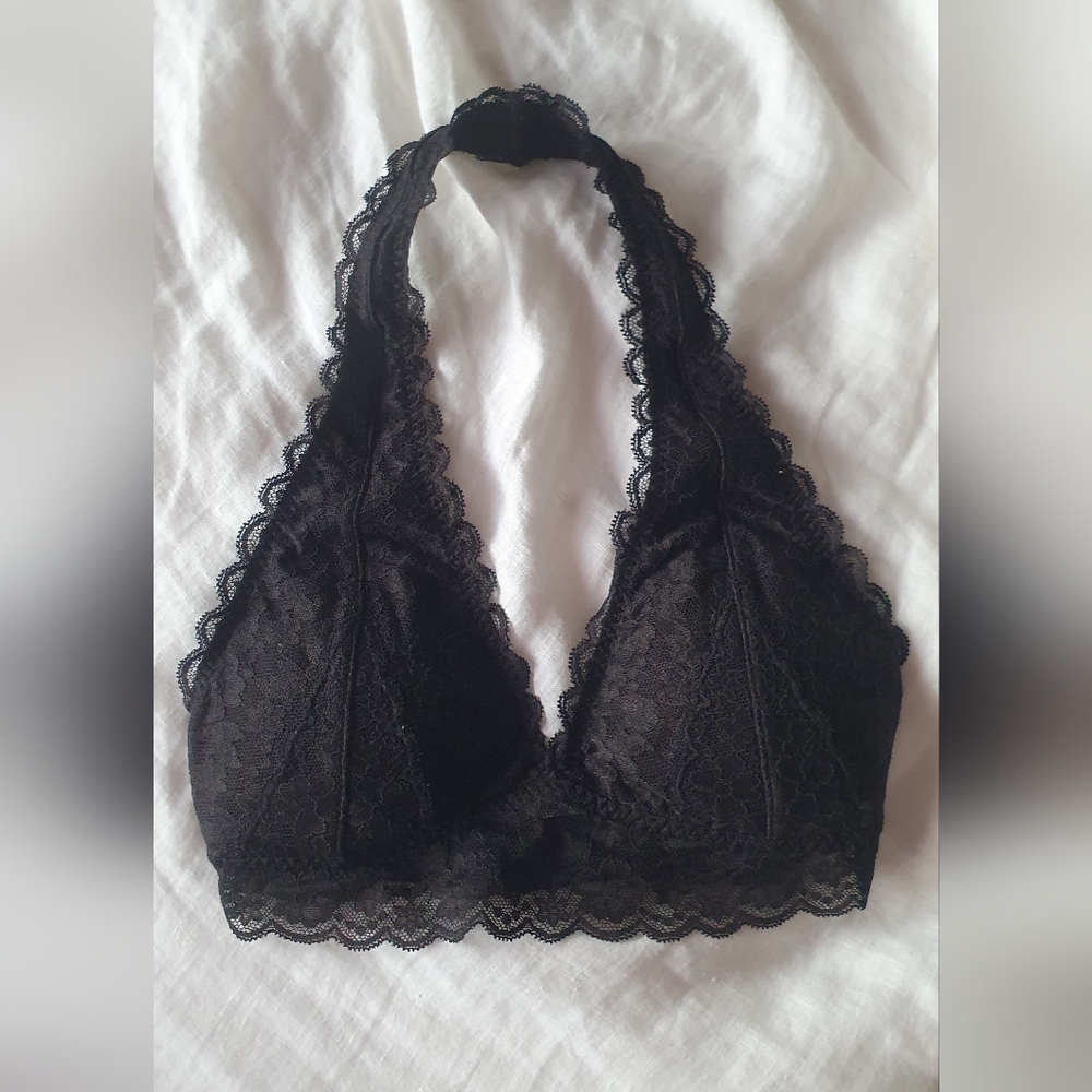 Gilly Hicks Black Lace Halter Bralette
